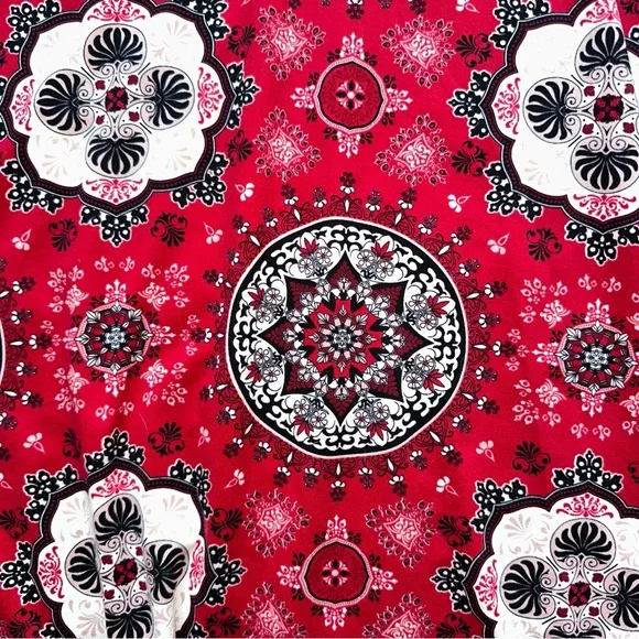 Red Patterned Midi Skirt Soft Stretchy Mini Midi XL Skirt - Picture 3 of 4